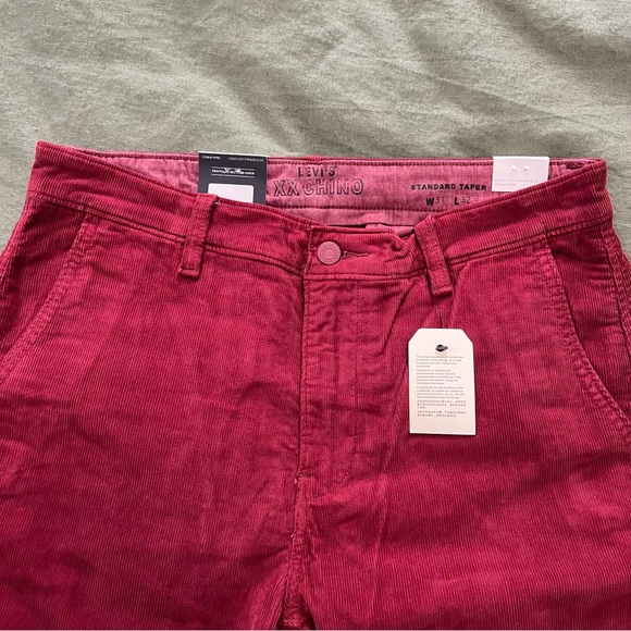 NWT Levi’s XX chino standard taper fit corduroy pants, men’s 31W 32L, Syrah - Picture 3 of 4